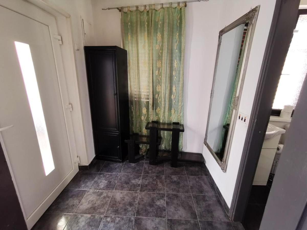Spacious In Apartman