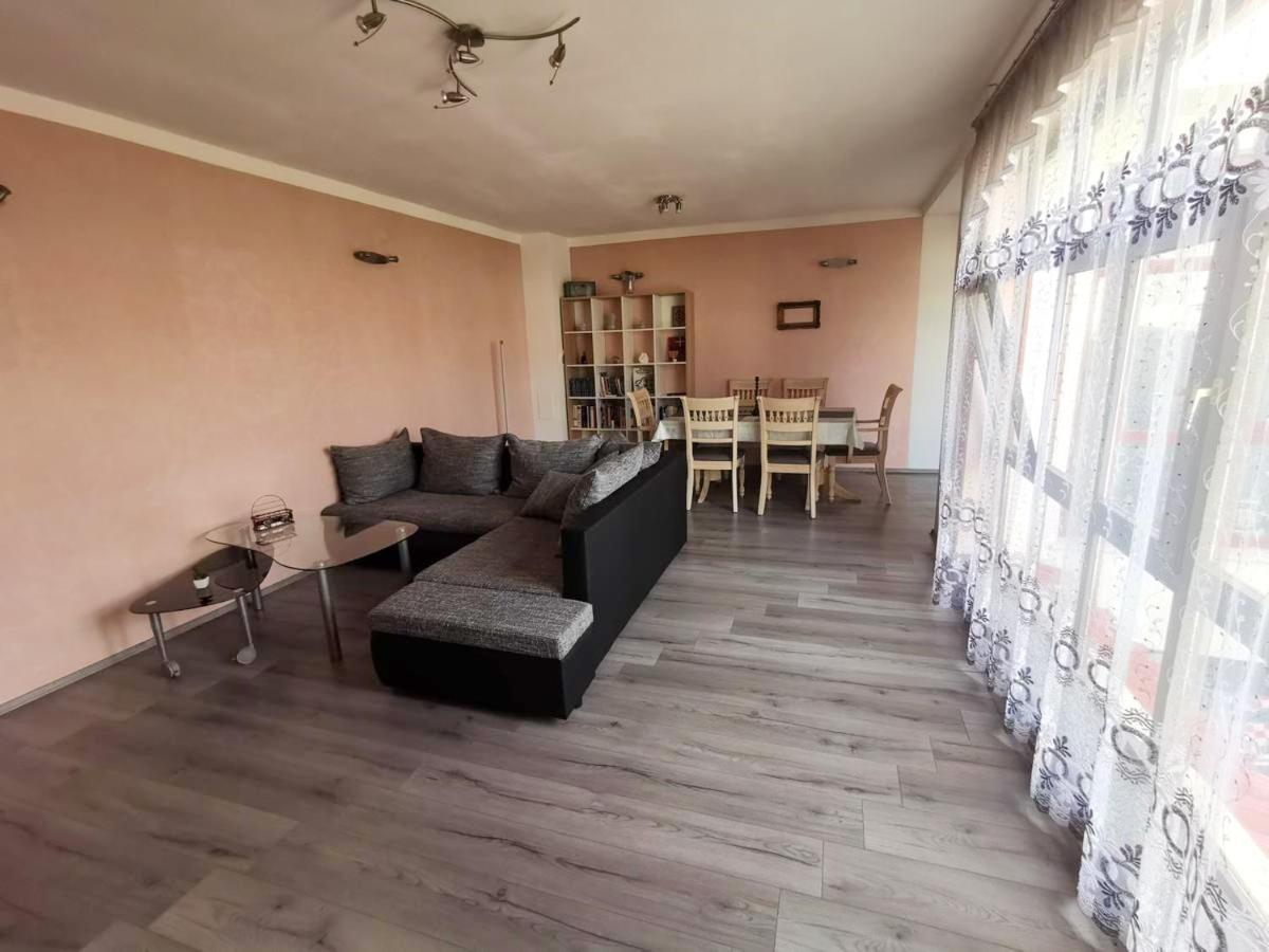 Spacious In Apartman Pula