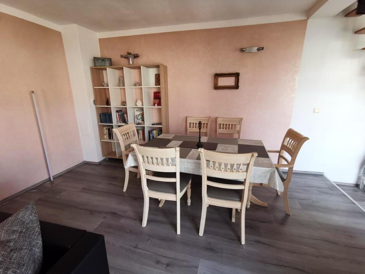 Apartman Spacious In